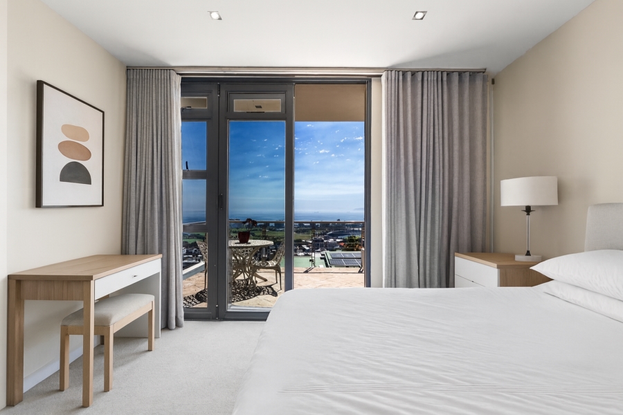 3 Bedroom Property for Sale in Green Point Western Cape